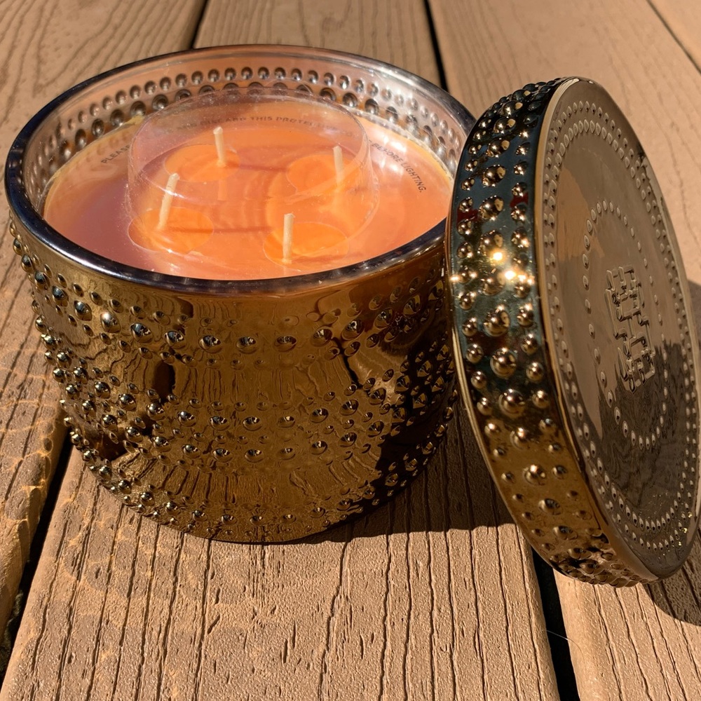 🆕APPLE HONEYCOMB HARRY SLATKIN HOMEWORX 4 WICK, 18oz CANDLE w/HOBNAIL CONTAINER